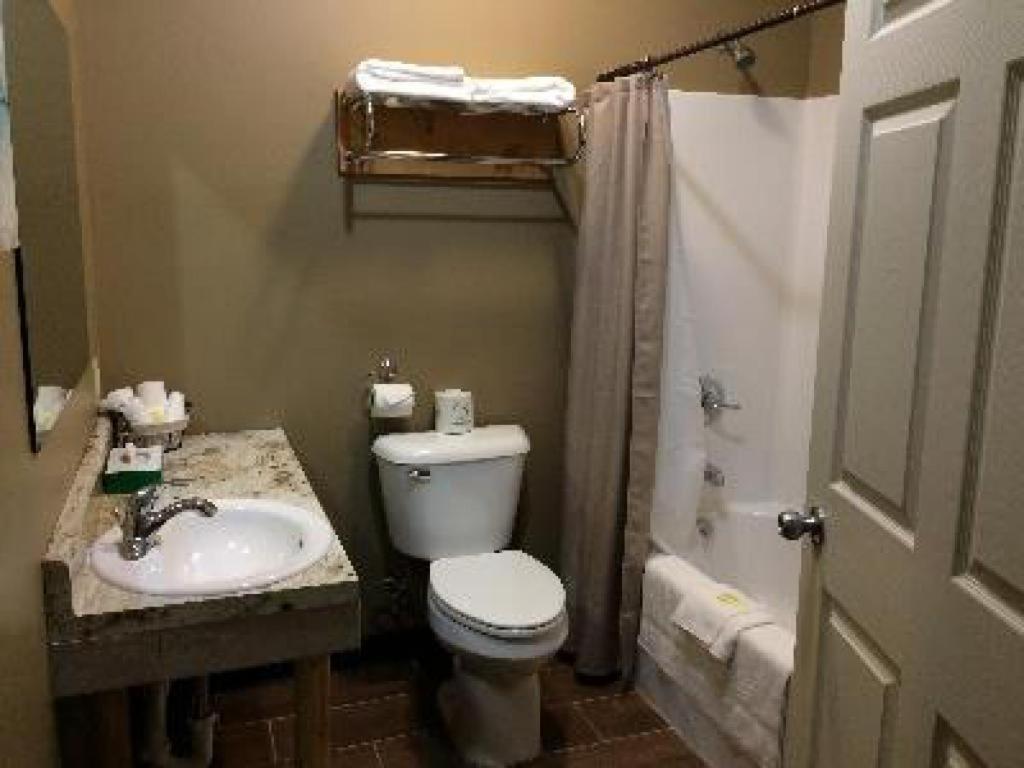 Big Horse Inn And Suites Lewistown Dış mekan fotoğraf